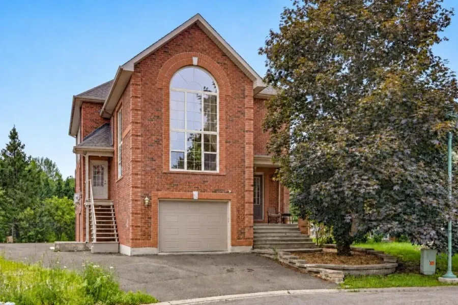 Triplex détaché à Gatineau (Hull, Richelieu / Hautes-Plaines / Dôme), 14 Rue de la Cime, YGS Yanis Gauthier-Sigeris